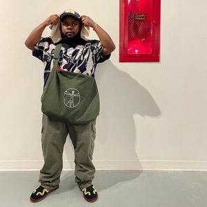 Meet your Posher, Gerald